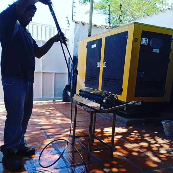 Manteniamiento de Planta Eléctrica